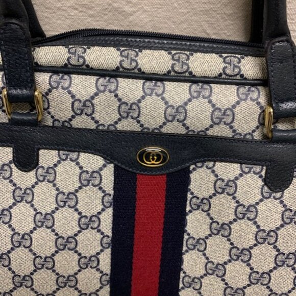 Vintage Gucci Navy GG Canvas Sherry Line Authentic Bag with COA - Picture 2 of 16